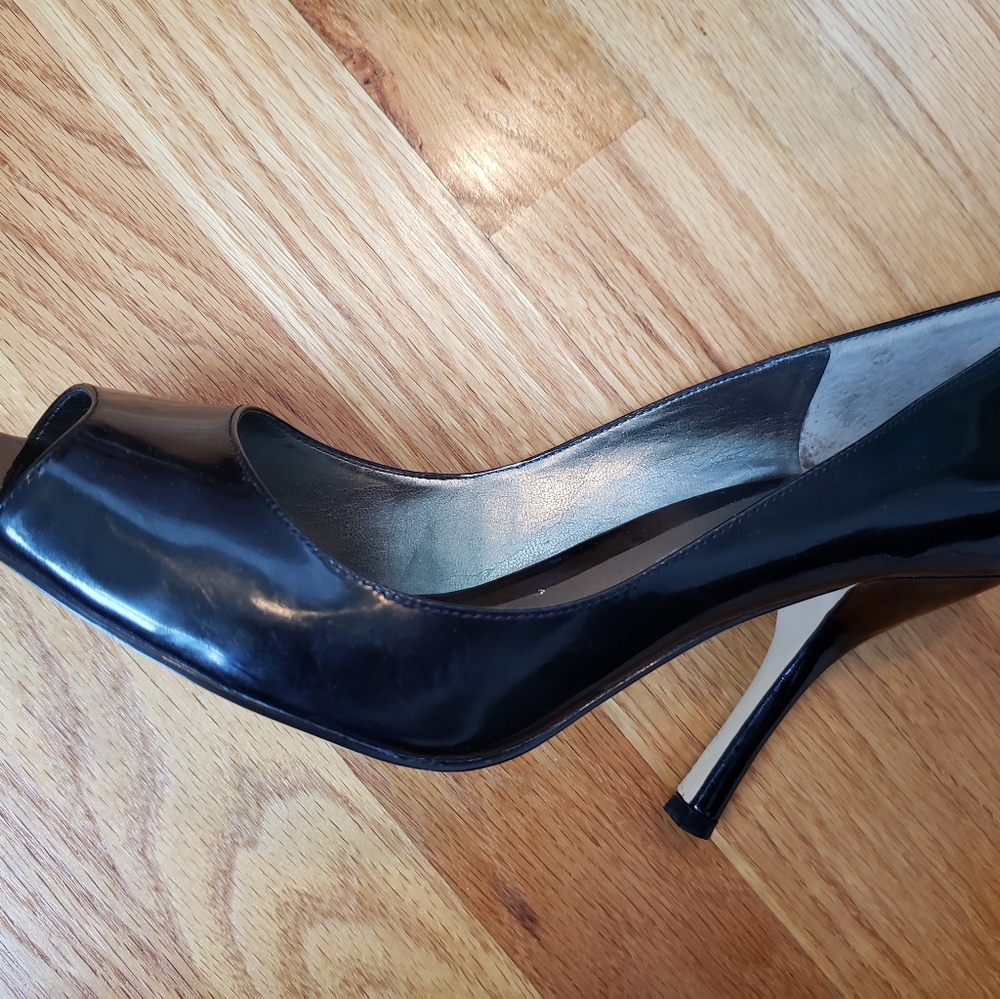 Black patent leather peep toe heels